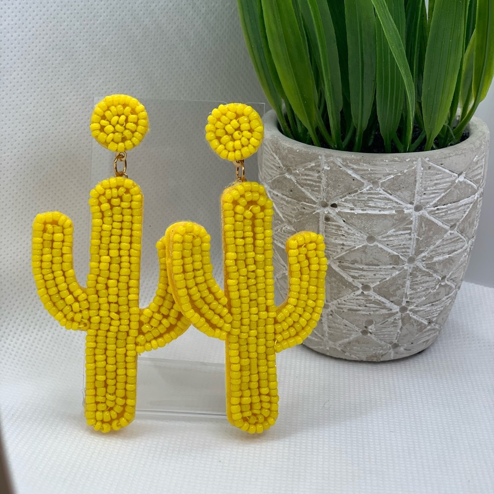 Big cactus earrings